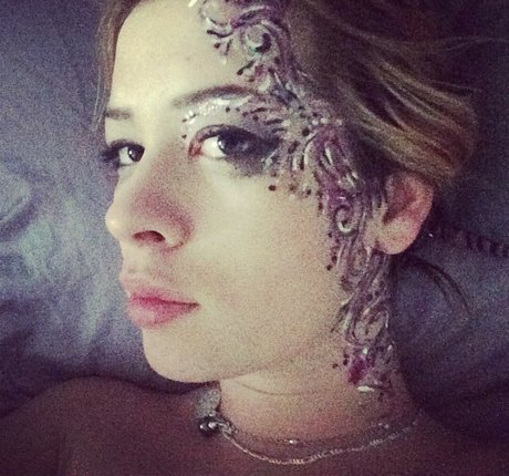 Uli Krown model high quality pics