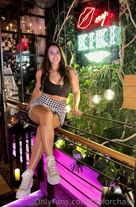 taylorchase perfect actress images