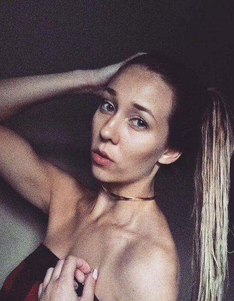 Kelsey Baile exclusive model picture