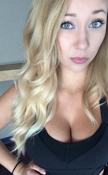 Kelsey Baile hd model pic