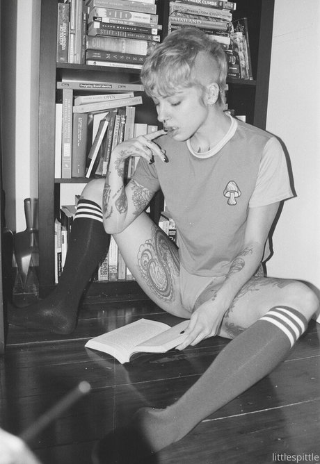 Little Spittle art actress gallery