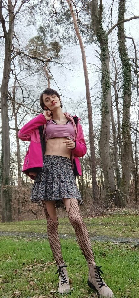 alicialiniquinn pornstar sexy img