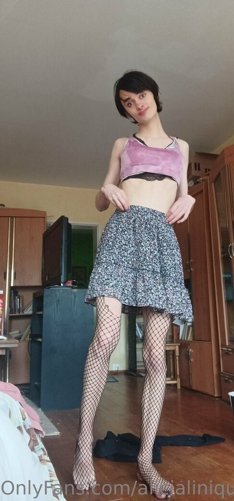 alicialiniquinn star art image