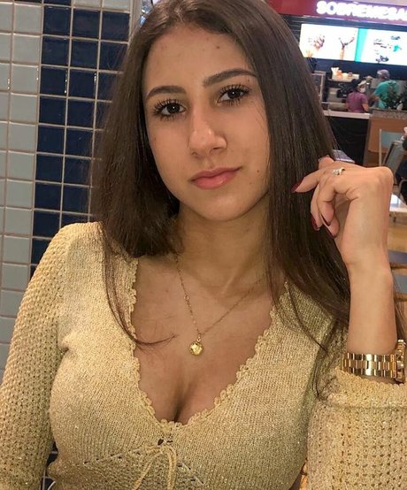 letticiatavaress pornographic model pics