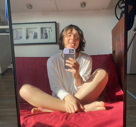 ashamok model exclusive images