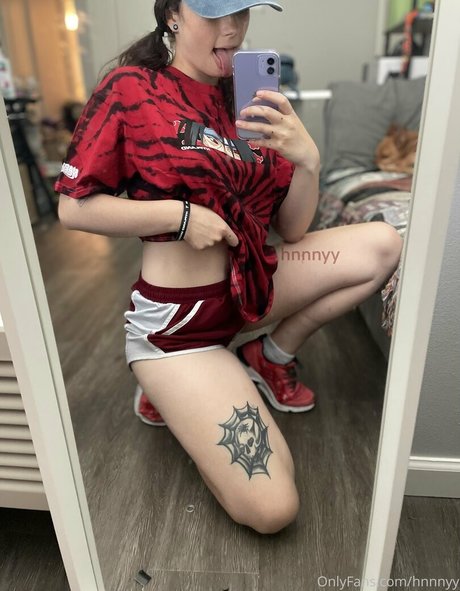 brunette pussy onlyfans hot xxx images