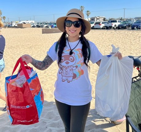 meghanelle star beautiful image