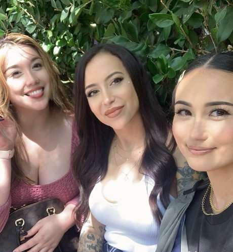 meghanelle erotic star pic