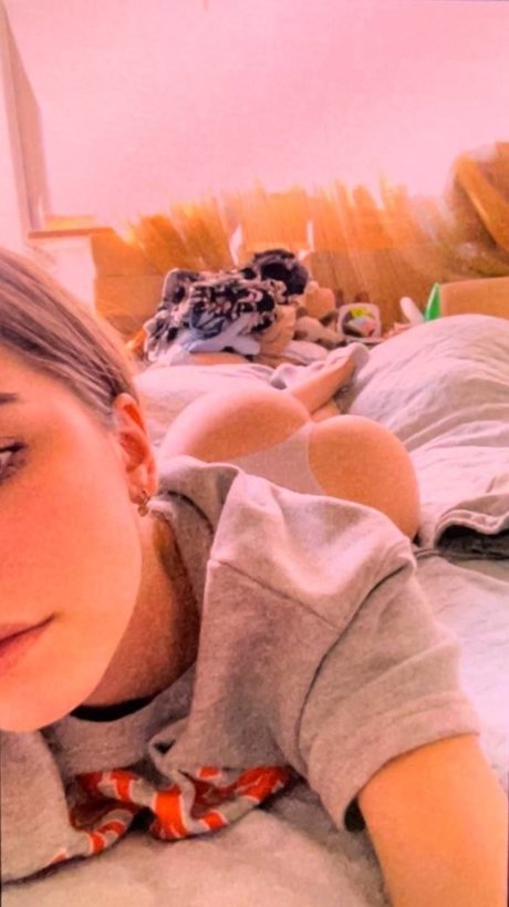 Anny myrrr_ hot star archive