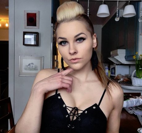 big boobs teen onlyfans beautiful naked galleries