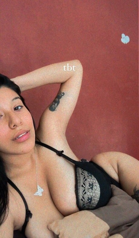 18 asian onlyfans hot images