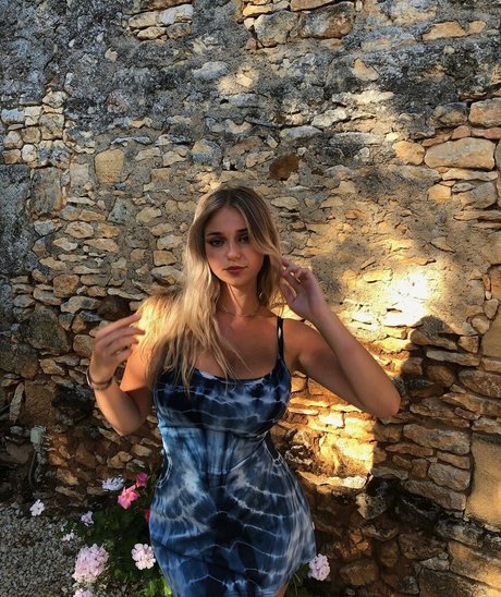 Elly Anne nudes pornstar picture