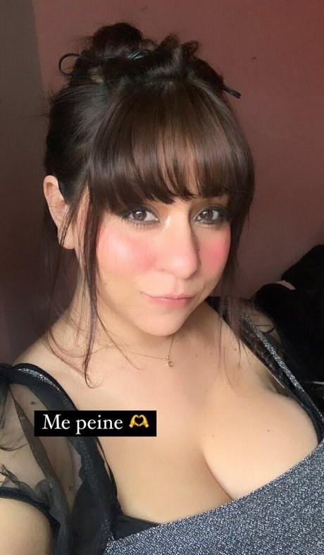 Josahandry Lia star beautiful gallery