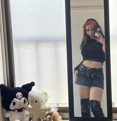 Death Heartt model porn gallery