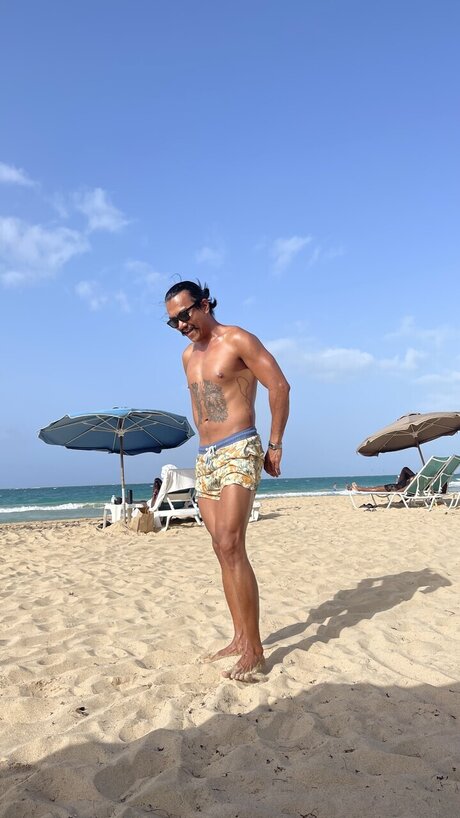 MrEFpinoy model xxx galleries