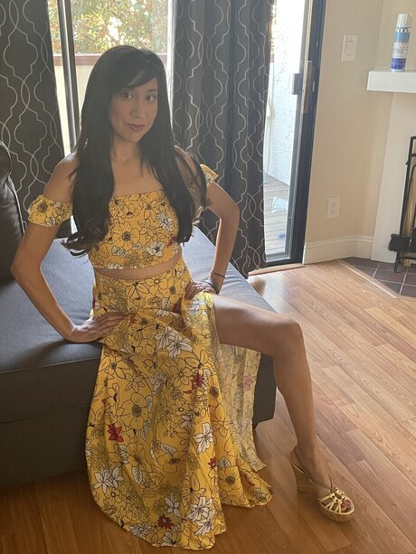 Hollygolightly model hd pictures