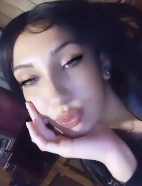 Modesty Mecca star nude pic