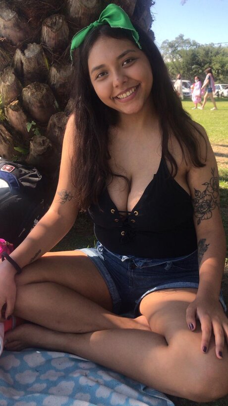 Rizzo star erotic picture