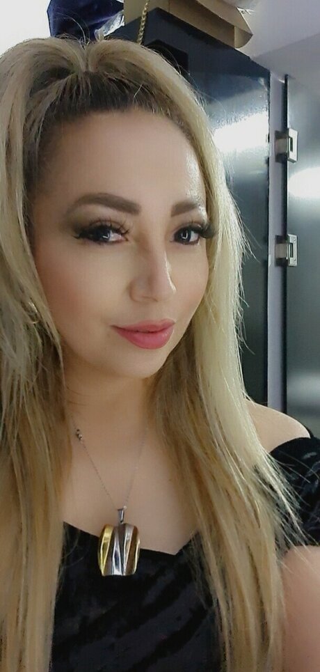 ENFA star erotic pic