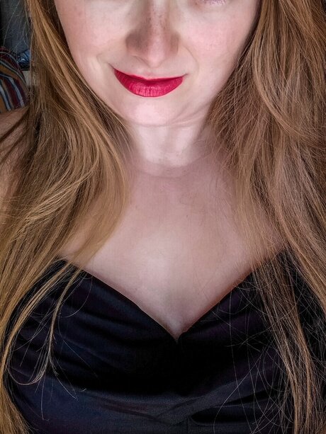 Loraline nice actress photo