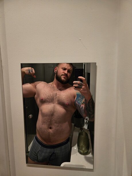 Bigkon erotic actress photos