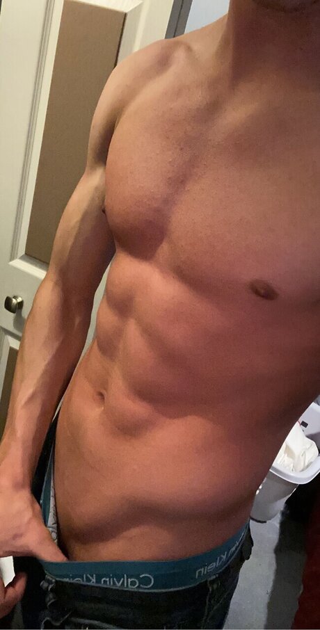 RawDog model erotic galleries