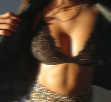 Pamela Mangin erotic model images