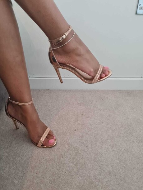 Khloe xxx model archive