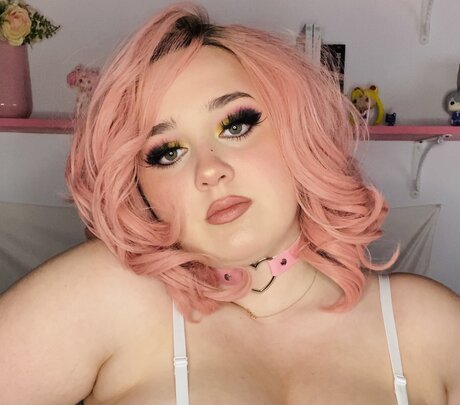 Squeaks nude pornstar archive