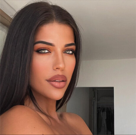 Valeria_ perfect star pic