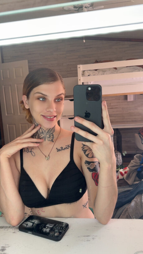 Lyssaa_ hd model photo