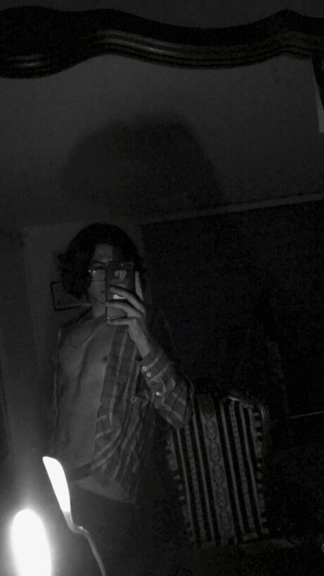 Axel R pretty actress picture