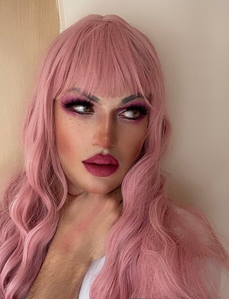 Niko_ nice actress photo