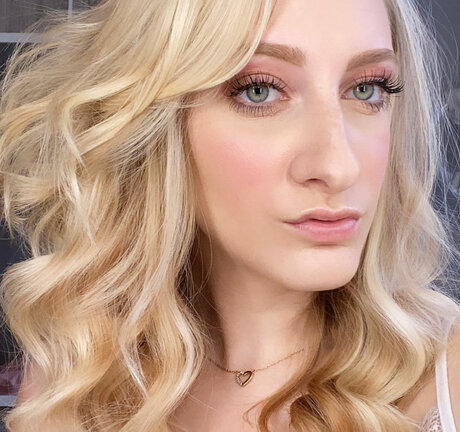 Celesta Roelandt best model archive