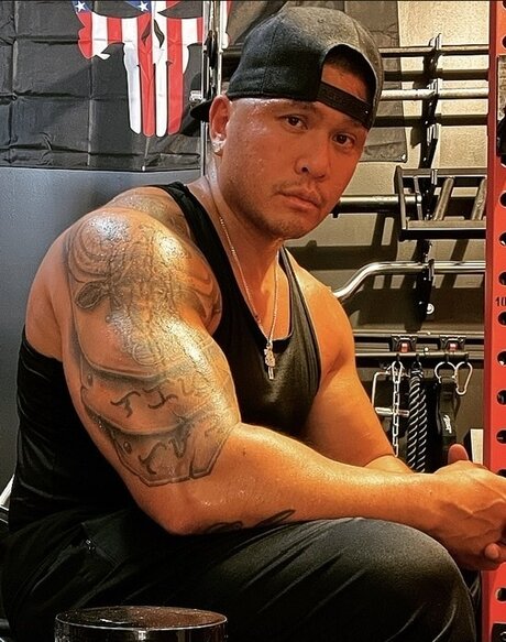 Rommel Sumague naked pornstar image