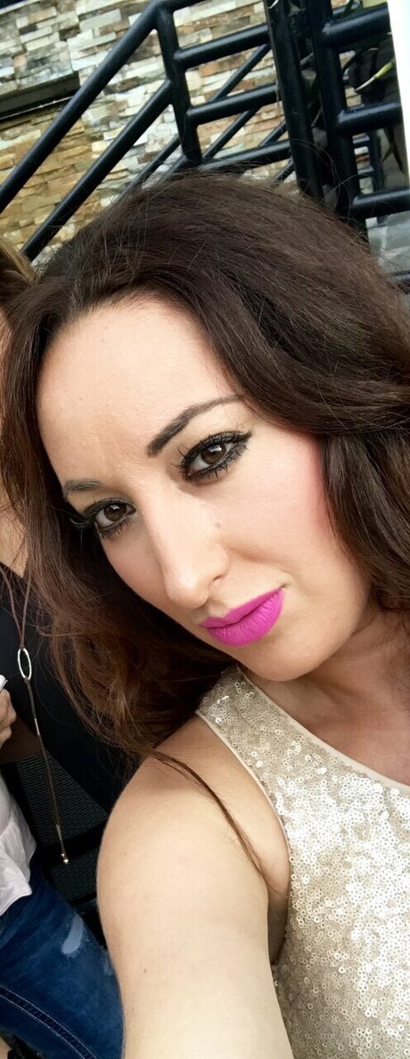 Dania Acuna pornographic actress picture