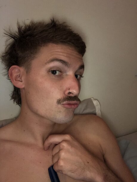 Slipping Willy model hd galleries