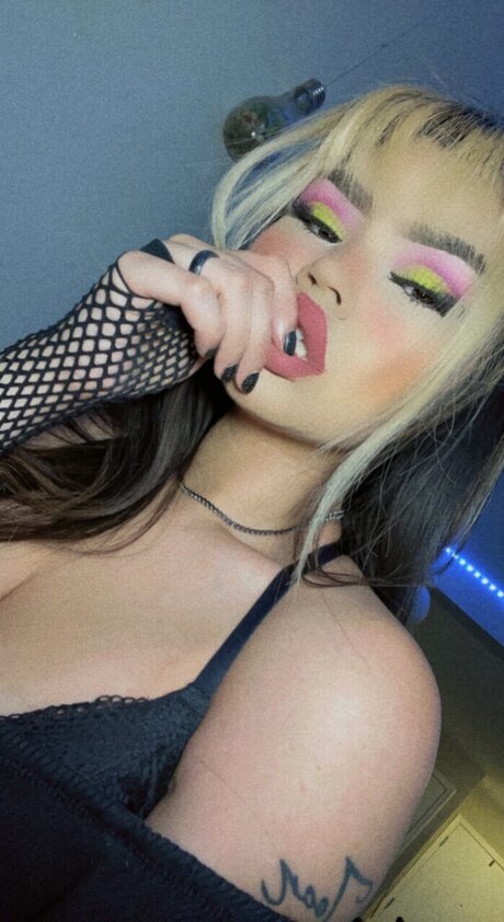 BaddieNatsu nice pornstar archive