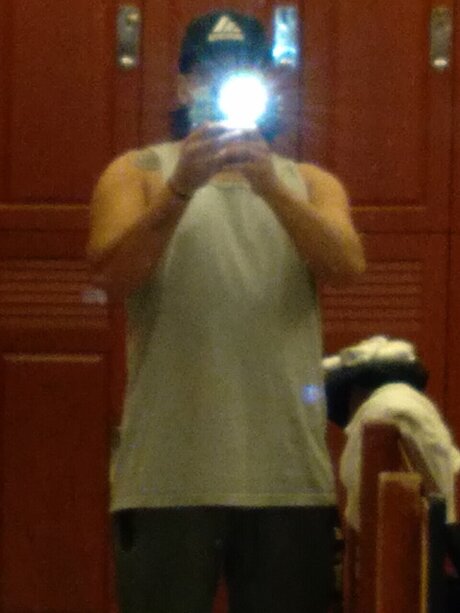 Benzo naked model pictures