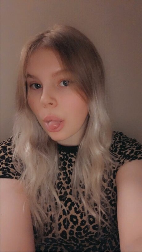 Mariiieee xxx pornstar pictures