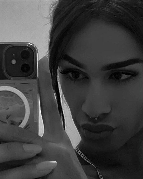 EmeraldTheG3m star nude galleries