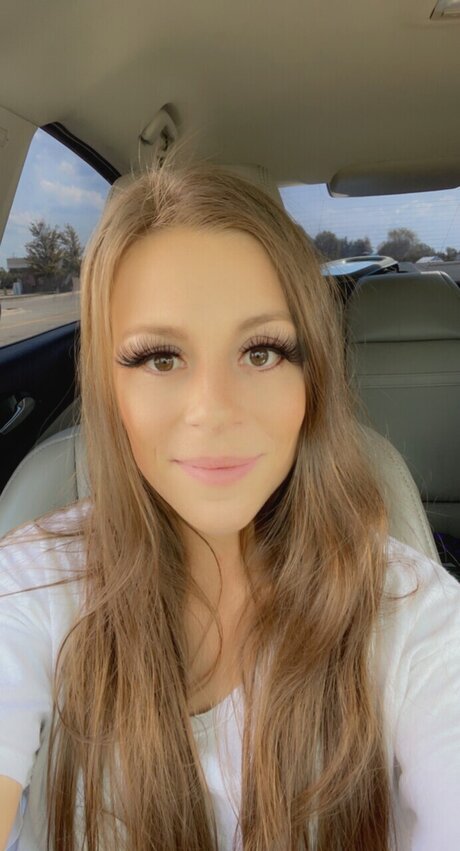 Taylor Witucki high quality actress images