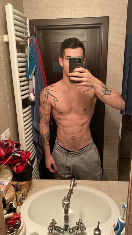 Johnson Johanson exclusive star pics