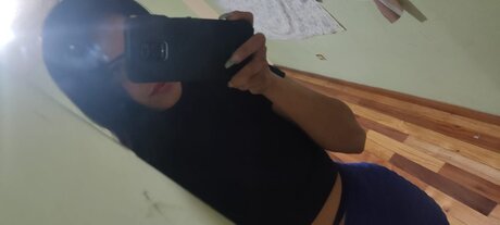 Karol_ model nice pic