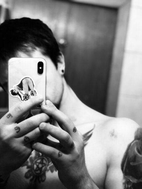 Valter Cult naked pornstar pictures