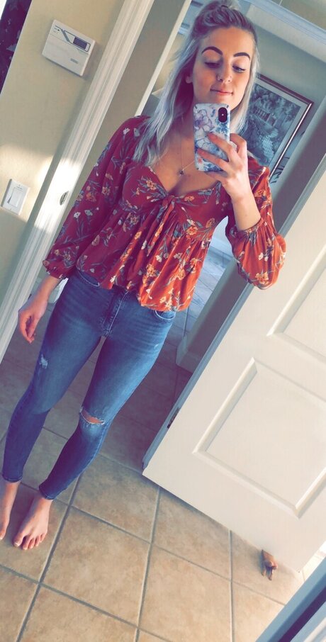 Cocolo nudes actress pics