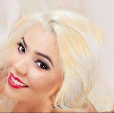 Blonda sexy24 model pornographic pictures