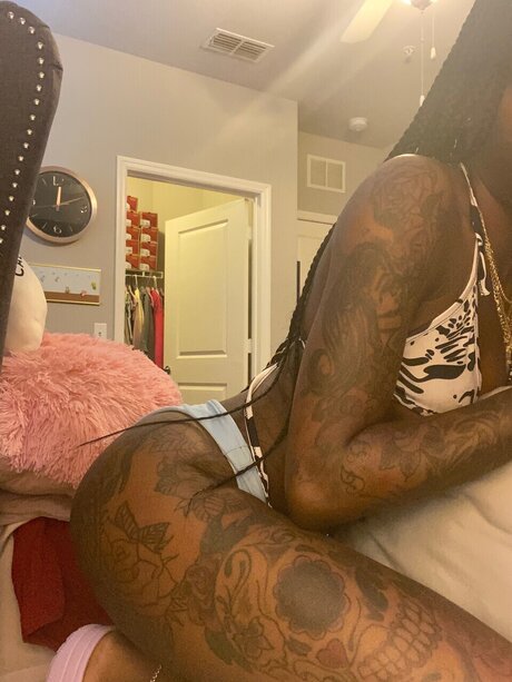 JalahB nude star images