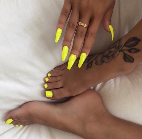 Hannah Vegas porn model images