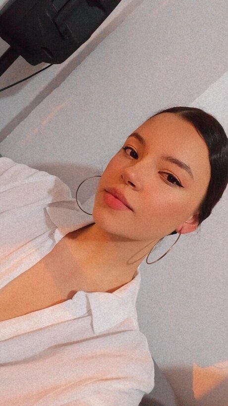 Maria Victoria Gomez erotic star photo